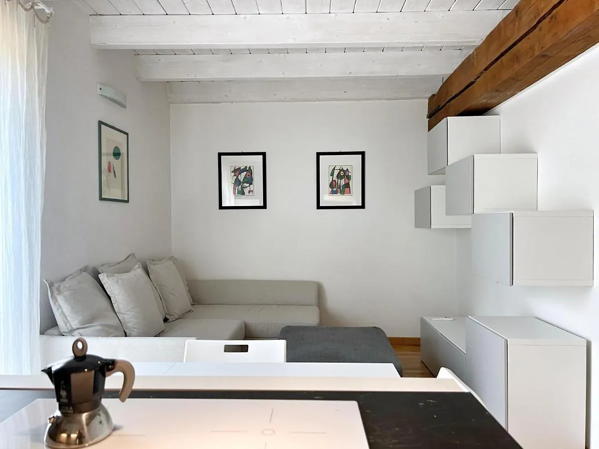 Apartamento Ur Nest Santo Stefano Bolonia Italia